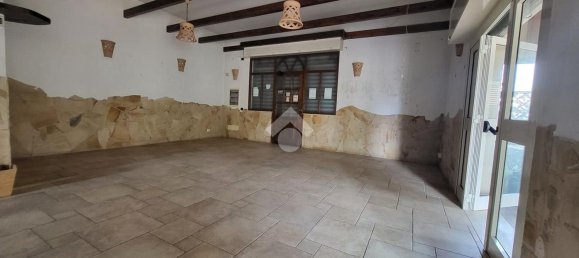 140m² Commercial property in Pomezia, Italy No. 225593 50