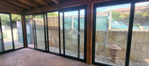 140m² Commercial property in Pomezia, Italy No. 225593 13