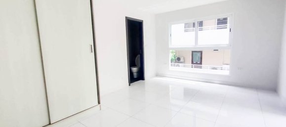 2 Schlafzimmer Eigentumswohnung in Pattaya, Thailand, Nr. 12055 4