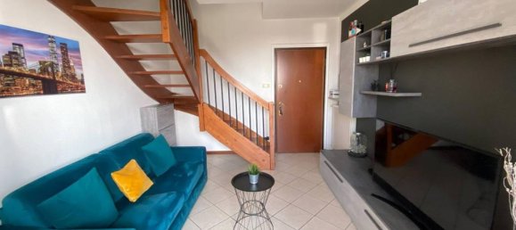 Дуплекс с 2 комнатами в Мазате, Италия № 26376 3