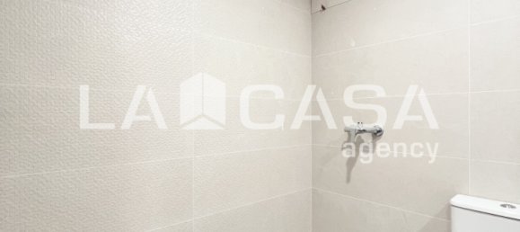 3 غرف نوم منزل ذو طابقين في Badalona, Spain رقم 172621 18