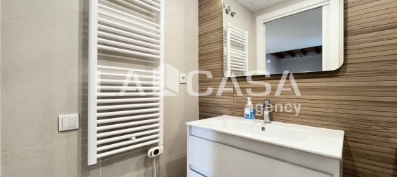 3 غرف نوم منزل ذو طابقين في Badalona, Spain رقم 172621 8