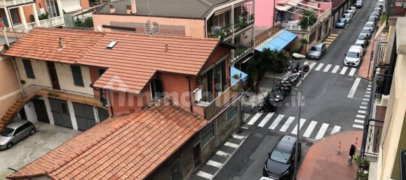 2 bedrooms Apartment in Ventimiglia, Italy No. 196212 3