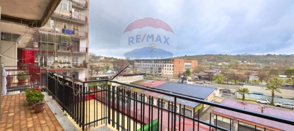 Apartamento de 3 dormitorios en Naples, Italy No. 328123 8