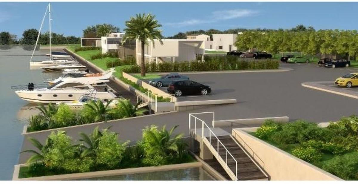  Land in Tigre, Argentina No. 122054