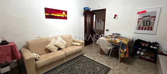 Квартира с 3 комнатами в Бари, Италия № 17048 16