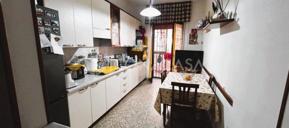 Квартира с 3 комнатами в Бари, Италия № 17048 2