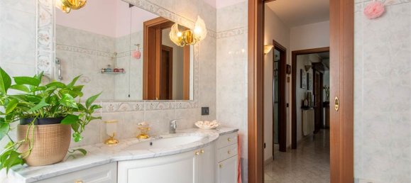 4 bedrooms Apartment in Castano Primo, Italy No. 326713 39