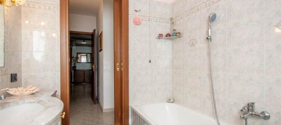 4 bedrooms Apartment in Castano Primo, Italy No. 326713 40