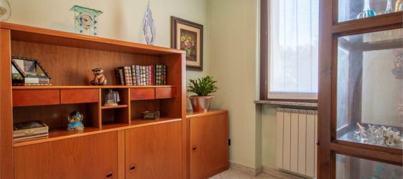 4 bedrooms Apartment in Castano Primo, Italy No. 326713 12