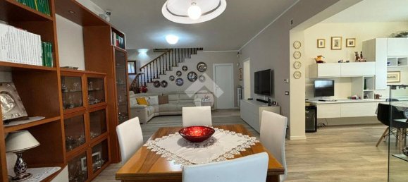 Casa T4 em Gualdo Tadino, Italy N.º 272087 24