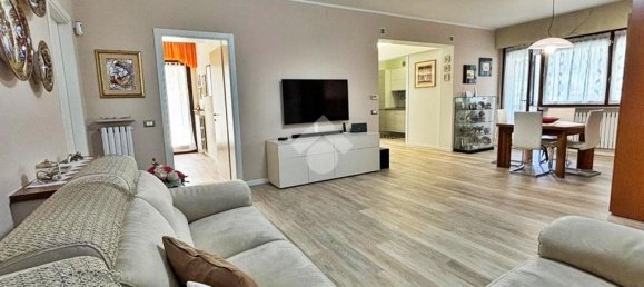 Casa T4 em Gualdo Tadino, Italy N.º 272087 12