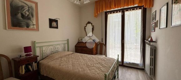 Casa T4 em Gualdo Tadino, Italy N.º 272087 8