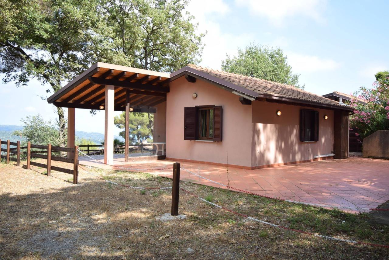 3 rooms Villa in Diano Arentino, Italy No. 172352