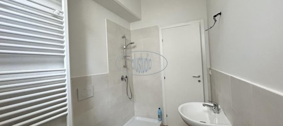 Apartamento de 3 divisões em Figline e Incisa Valdarno, Italy N.º 149933 8
