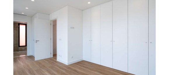 3 bedrooms House in Cascais, Portugal No. 122686 14