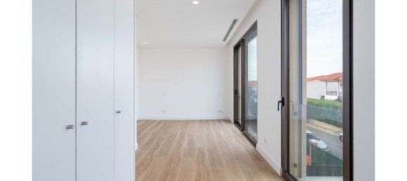 3 bedrooms House in Cascais, Portugal No. 122686 15