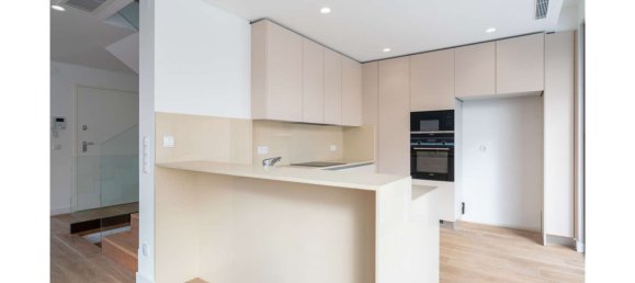 3 bedrooms House in Cascais, Portugal No. 122686 6