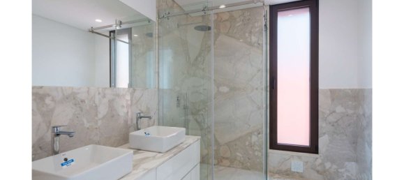 3 bedrooms House in Cascais, Portugal No. 122686 18