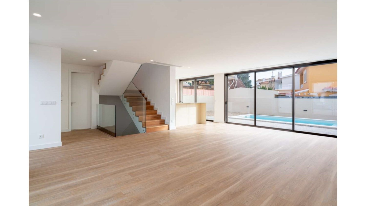 3 bedrooms House in Cascais, Portugal No. 122686