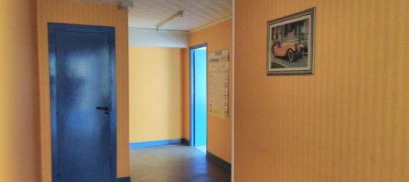 Studio in Troyes, France, Nr. 317322 3