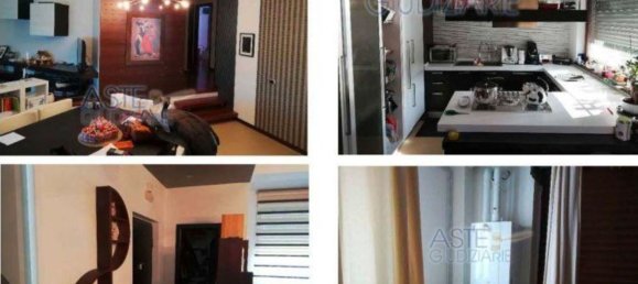 Квартира с 7 комнатами в Тито, Италия № 100301 13