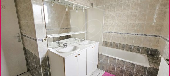 Таунхаус с 3 спальнями в Вуаппи, Франция № 214687 4