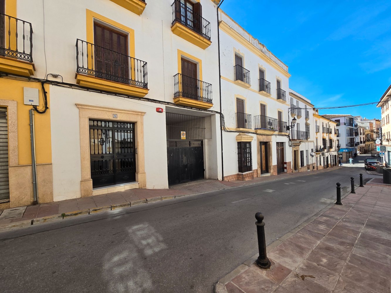 235m² Commercial property in Ronda, Spain No. 102706