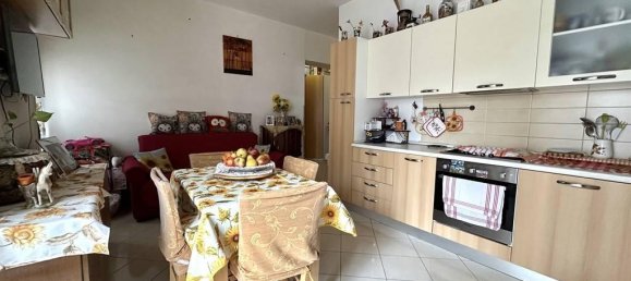 3 rooms Apartment in Rome, Italy No. 36703 8