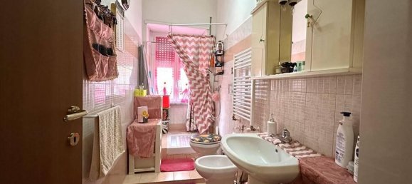 3 rooms Apartment in Rome, Italy No. 36703 22