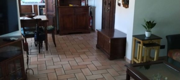 3-Zimmer Wohnung in Livorno, Italy, Nr. 290693 2
