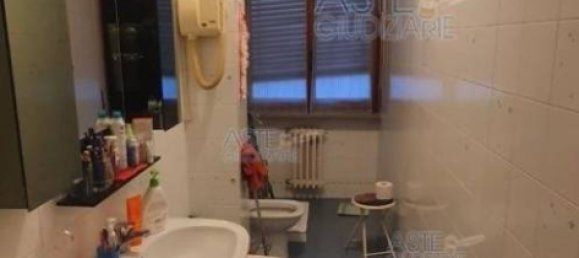 5-salle Appartement à Teramo, Italy No. 25718 11