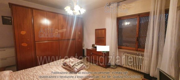 5-salle Appartement à Teramo, Italy No. 25718 10