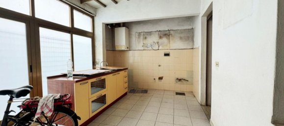 Casa T5 em Campi Bisenzio, Italy N.º 379041 7