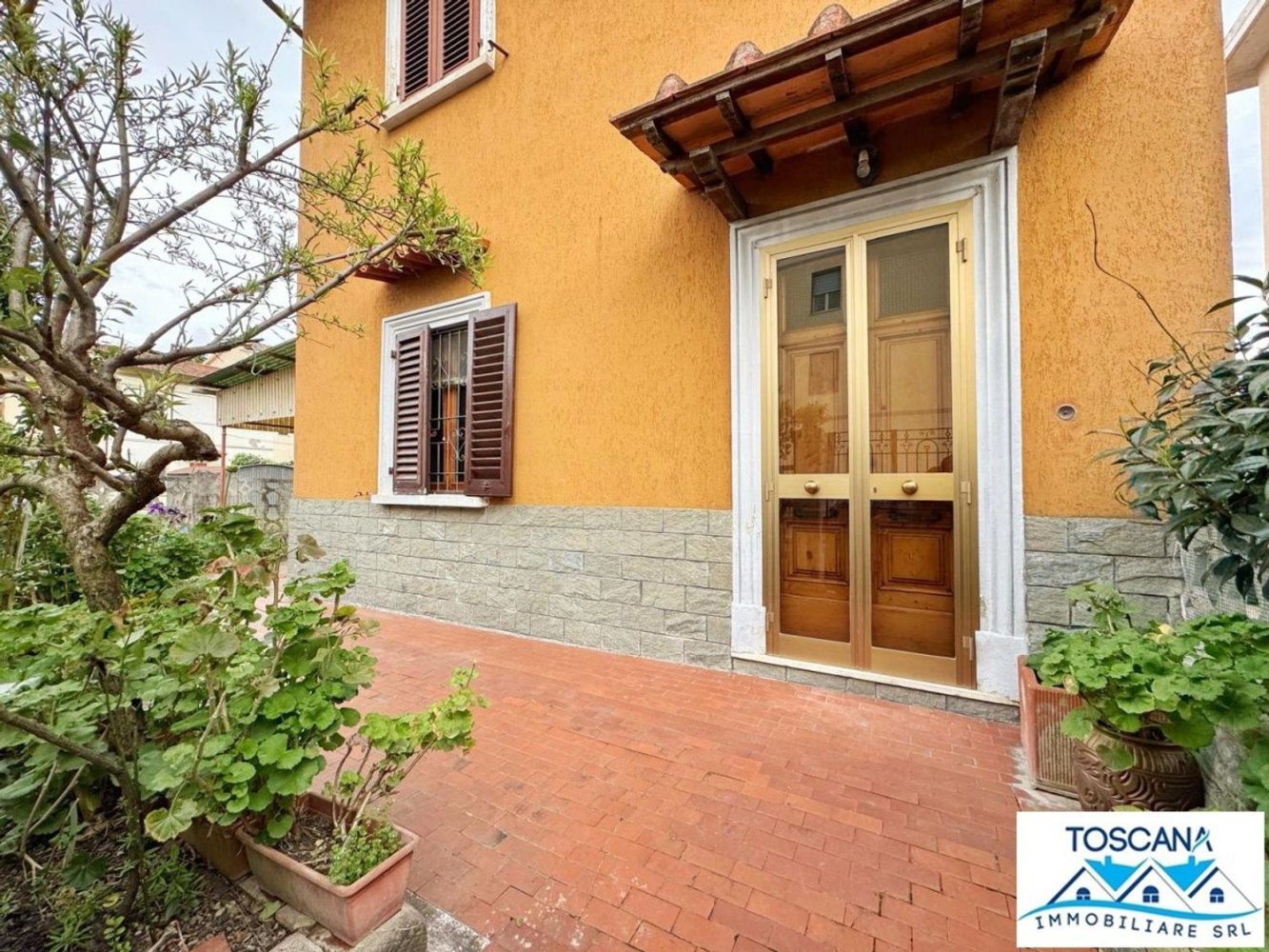 Casa T5 em Campi Bisenzio, Italy N.º 379041