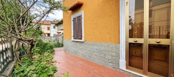 Casa T5 em Campi Bisenzio, Italy N.º 379041 2