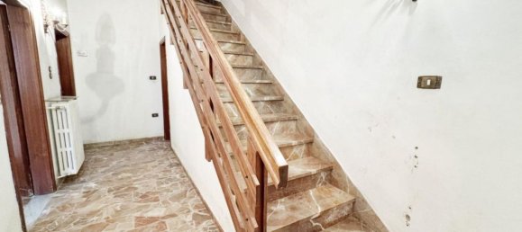 Casa T5 em Campi Bisenzio, Italy N.º 379041 11