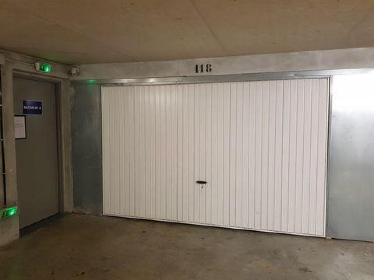 Laden in Vallauris, France 14m², Nr. 17772