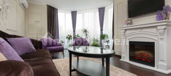 3 bedrooms Apartment in Naples, Italy No. 188377 12