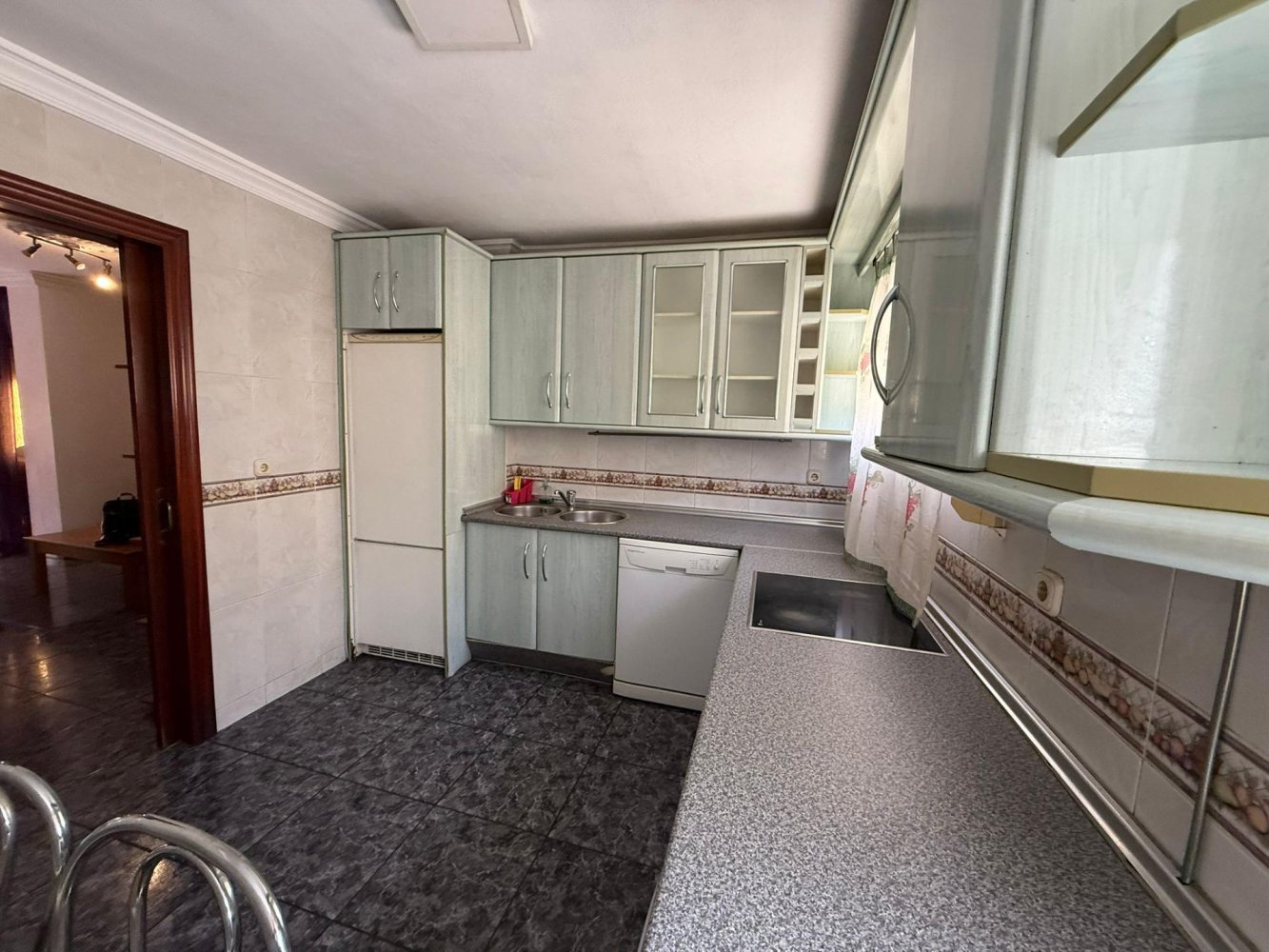 3 bedrooms Apartment in Cadiz, Spain No. 177563