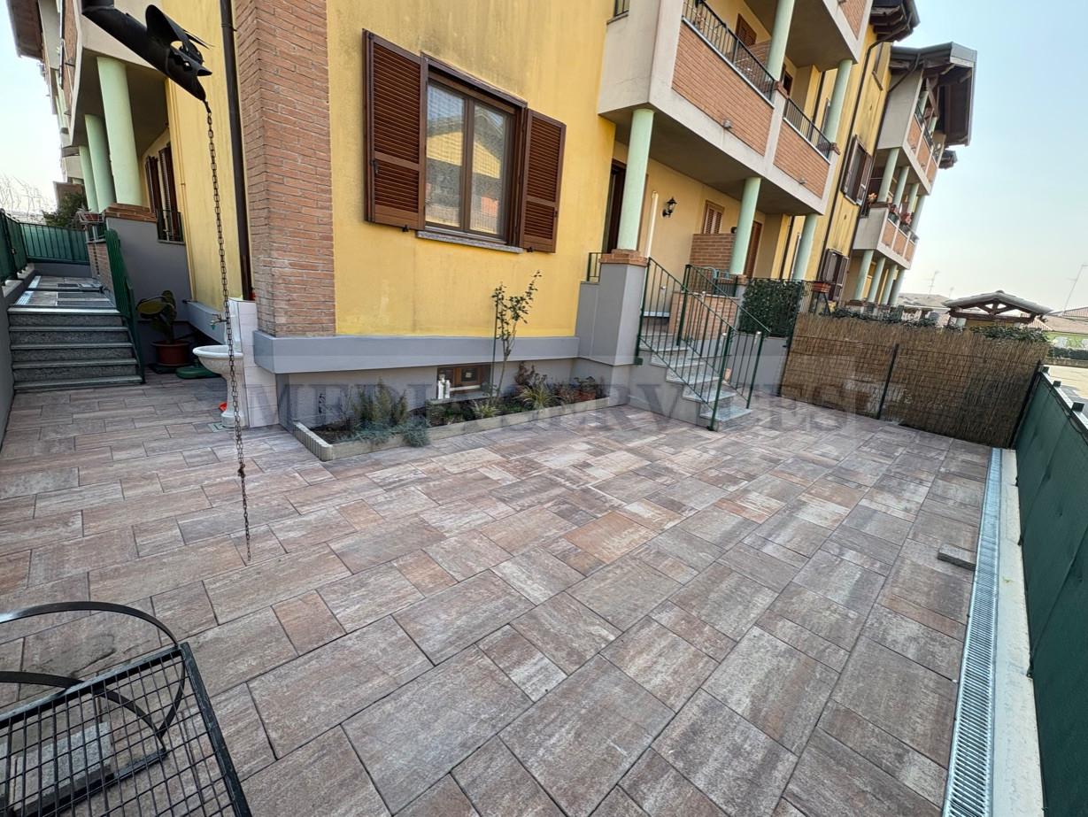 3 rooms Apartment in Gambolò, Italy No. 174225