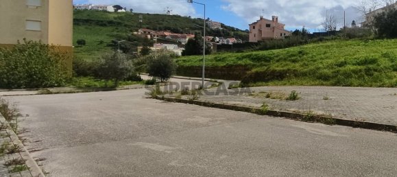 208m² Land in Loures, Portugal No. 161471 2