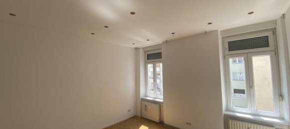 3 rooms Apartment in Gries, Austria No. 134705 2