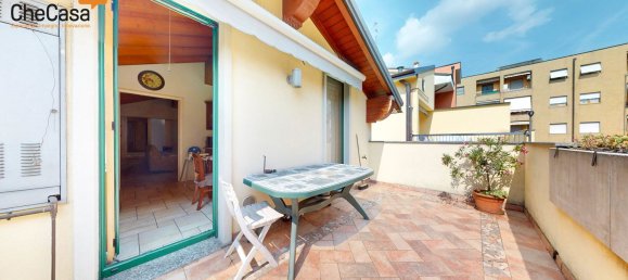 4 Schlafzimmer Wohnung in Caponago, Italy, Nr. 378456 9