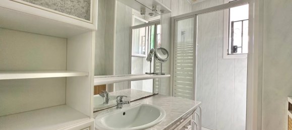 Casa de 3 dormitorios en Noisy-le-Grand, France No. 164295 2