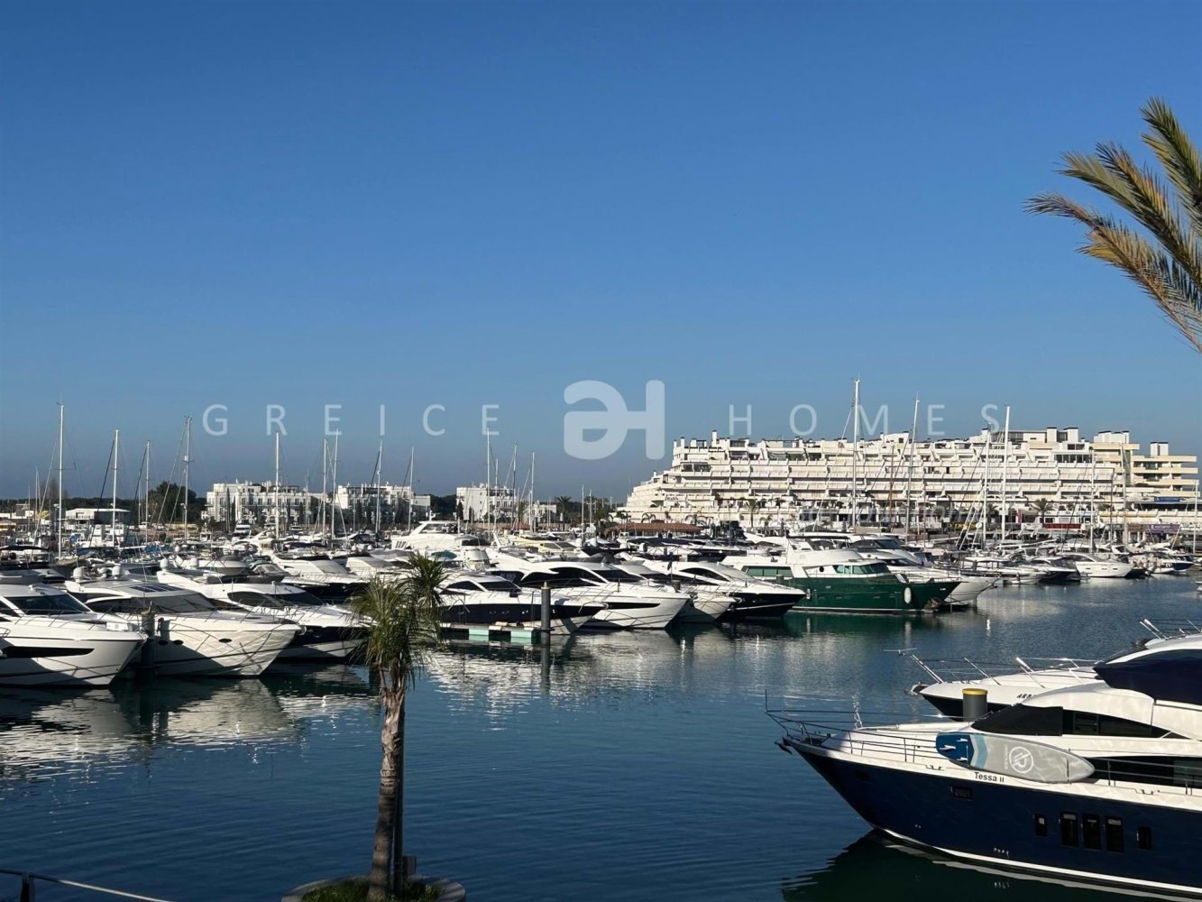 250m² Land in Quarteira, Portugal No. 210028