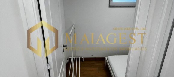 300m² Building in Vila Nova de Gaia, Portugal No. 81695 21