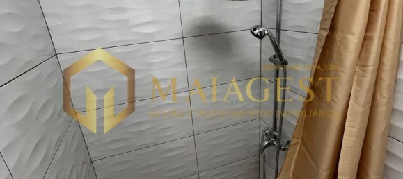 300m² Building in Vila Nova de Gaia, Portugal No. 81695 20