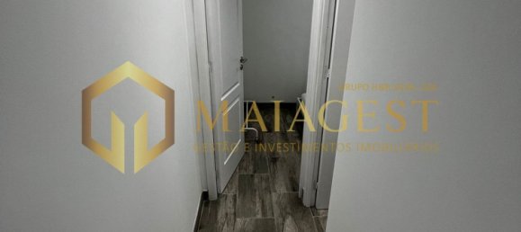 300m² Building in Vila Nova de Gaia, Portugal No. 81695 36