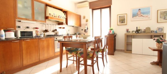 4غرفة شقة في Verona, Italy رقم 135336 3